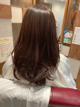 セミロング カラー ナカムラ イヅミのヘアスタイル