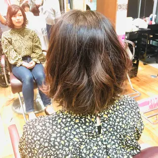 ミディアム GOSSIP所属・GOSSIP信国 瑞絵のヘアスタイル