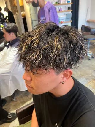 カラー パーマ メンズ 👑メンズパーマの 天才店長望月👑のヘアスタイル