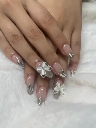 ネイル ChouChou NAIL SALON所属・サキ ChouChouのネイルデザイン