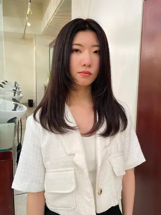 ロング 塩谷 雪花のヘアスタイル