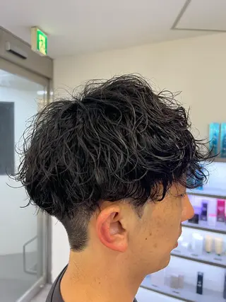 パーマ メンズ fifth 渋谷原宿 波巻きパーマイノウエのヘアスタイル