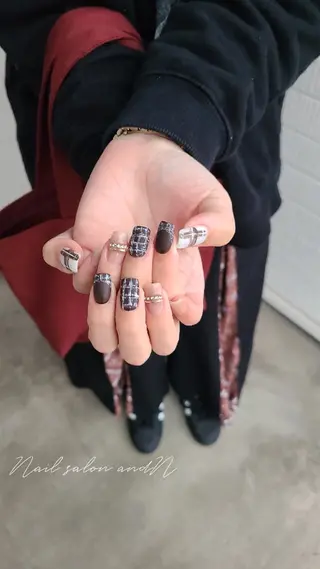 ネイル and Nのネイルデザイン