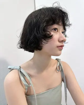 ショート パーマ FILMS / yuuna 🦢🫗のヘアスタイル