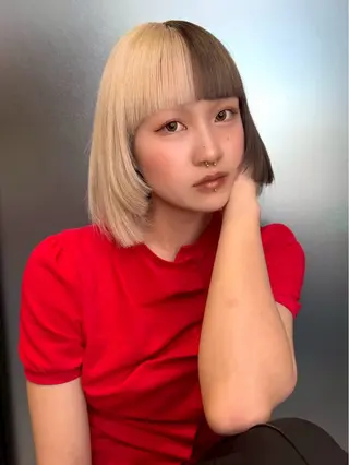 カラー Riri /ブリーチのヘアスタイル