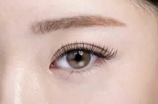 アイブロウ 🩰Misaki🦢 🪞のマツエク・マツパデザイン