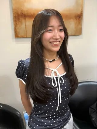 ロング 佐川 雪月のヘアスタイル