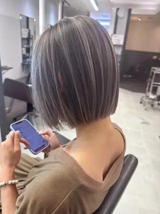 ショート カラー AiM エイム　韓国レイヤーのヘアスタイル