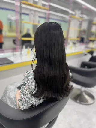 カラー 暗髪うる艶ヘア🫧 yumi🐈‍⬛🪽のヘアスタイル