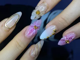 ネイル cozmic sista所属・💕Nanaka💕 ［森ノ宮駅徒歩1分］のネイルデザイン