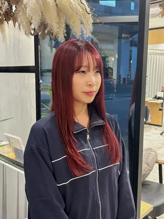 ロング 平山 千紗のヘアスタイル