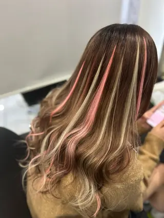 ロング 長田 麻友子のヘアスタイル