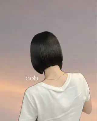 ショート INORI|艶カラ ー|フェイスレイヤーのヘアスタイル