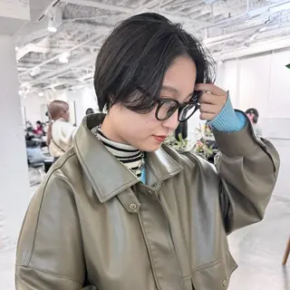 ショート foto所属・𝐁𝐋𝐔𝐄𝐓 /代表 / 荒井史行のヘアスタイル