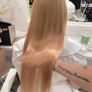 ロング カラー MOE🐈‍⬛🎀 エクステ/ワンホンのヘアスタイル