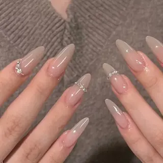 ネイル moon nail hikariのネイルデザイン