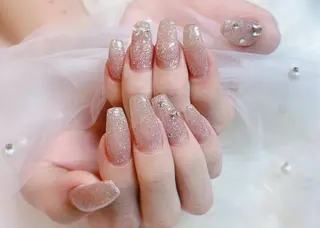 ネイル le'a-レア-【ア イ×ネイル×眉】のネイルデザイン