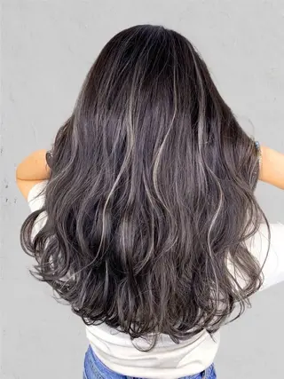 ロング カラー 🫧髪質改善•ボブ/ レイヤー🫧持田樹のヘアスタイル