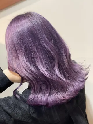 セミロング カラー ハイトーン得意😍 FORのヘアスタイル