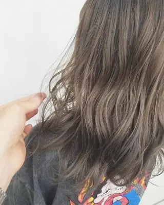 ミディアム カラー 501 HAIR studio所属・22時迄営業サロン⭐ YASUHIRO🌿の眉毛・アイブロウイメージ