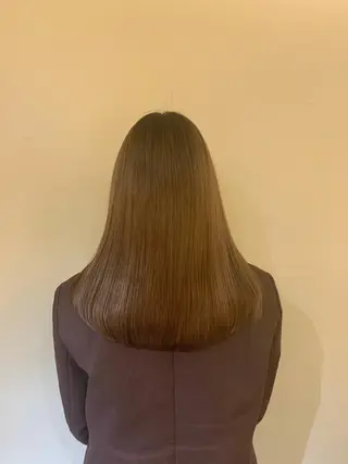 ロング amber池袋所属・美髪矯正・ブリーチ 矯正🫧秋元ゆたかのヘアスタイル