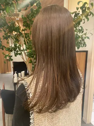 セミロング カラー ヘアアレンジ 穂乃香 ショートパーマ☘️のヘアスタイル