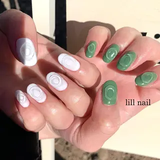 ミディアム pllia beautyのネイルデザイン