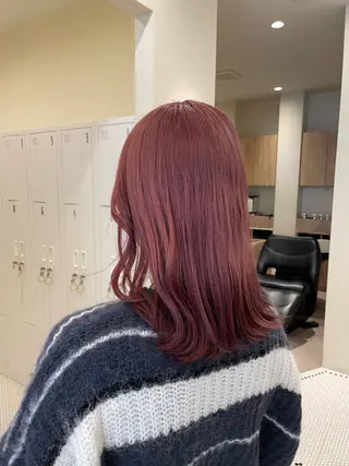 ミディアム ブリーチカラー/ 細川はるかのヘアスタイル