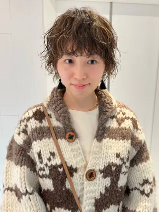 ショート パーマ 瓜谷 亮磨のヘアスタイル