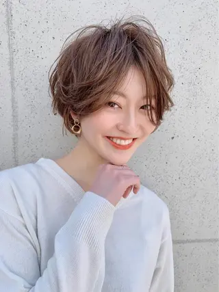 ショート ❣️韓国レイヤー ❣️渡部晃輝のヘアスタイル