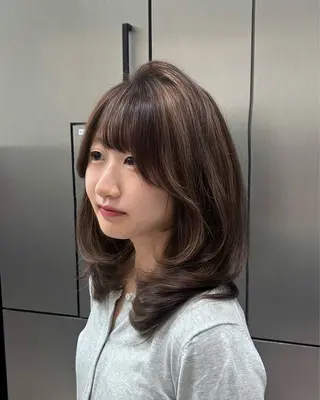 ロング 大人レイヤー/艶髪 🇺🇸TOMONAのヘアスタイル