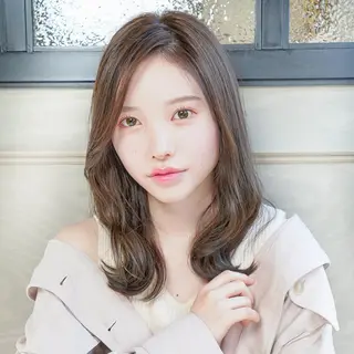 セミロング カラー 韓国ヘア☁️ mitsukiのヘアスタイル