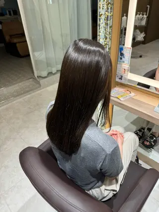 セミロング カラー RAW所属・小林 稔樹のヘアスタイル