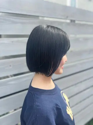 ミディアム カラー れいな🌼 ボブ･艶カラー🌼のヘアスタイル