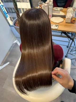 ロング 髪質改善Symbols池袋所属・女性髪質改善美容師 ユウキのヘアスタイル