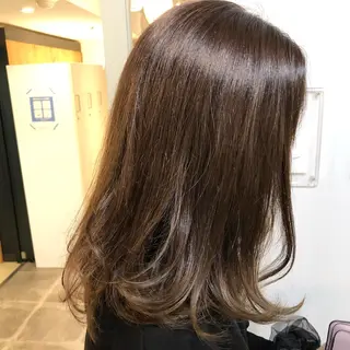ミディアム カラー 江里 太介のヘアスタイル