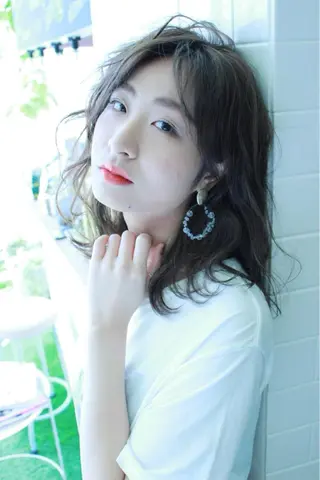 ミディアム 韓国風レイヤーカット 🇰🇷❕モカのヘアスタイル