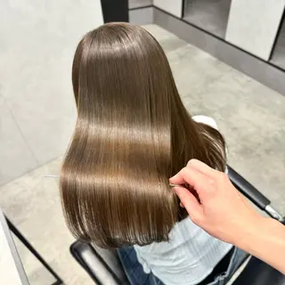 ロング 🚨無料縮毛矯正 モデル募集中🚨のヘアスタイル