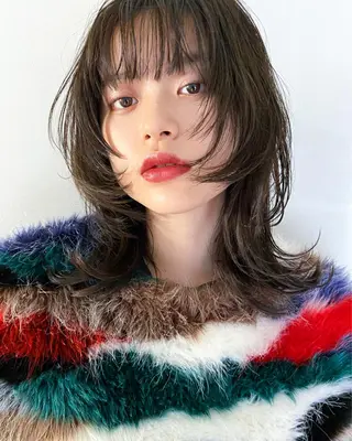 ミディアム パーマ、髪質改善 菊地美月のヘアスタイル