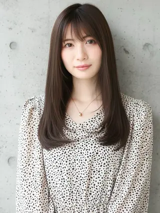 ロング 岡田 遥希のヘアスタイル