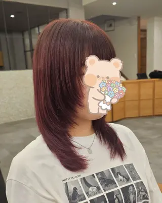 セミロング カラー きただ あみのヘアスタイル