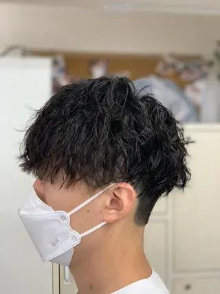 ショート パーマ メンズ クセを最大限に活かす メンズパーマ奈良大祐のヘアスタイル