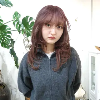 セミロング WATER所属・SA KIのヘアスタイル