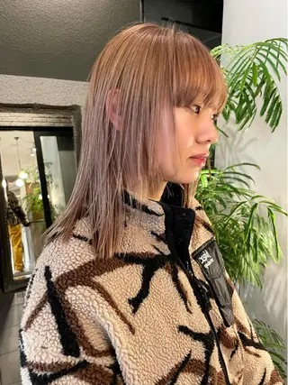 ミディアム カラー SALOWIN所属・ブリーチ✨ ボブ✨レイヤーのヘアスタイル