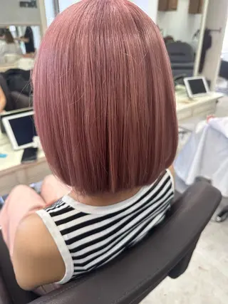 ショート カラー 🧸髪質改善ケアカラ ー/アイドル前髪🧸のヘアスタイル