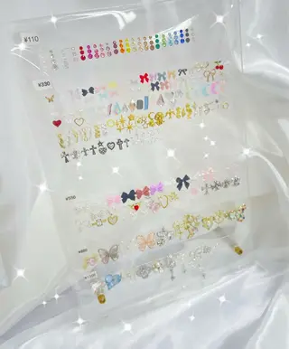 ネイル misaki 🩰🤍🎀のネイルデザイン