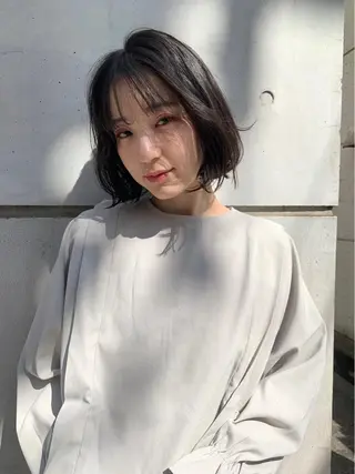 ショート 柔らかブラウン/顔周 りレイヤー♡ユウシのヘアスタイル