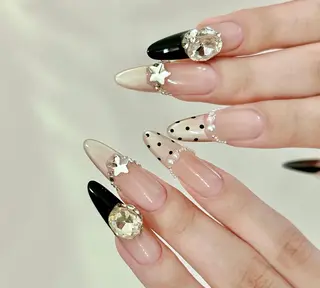 ネイル Miya🎀 nailのネイルデザイン