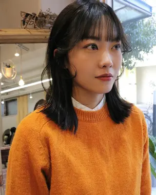 ミディアム カラー 松村 澪里のヘアスタイル