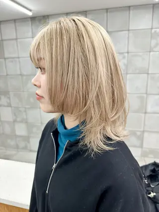 ミディアム カラー 榛地 渉馬のヘアスタイル